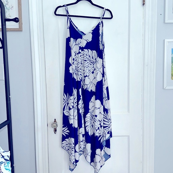 Dresses & Skirts - Surfing Hawaii Asymmetrical Dress XL